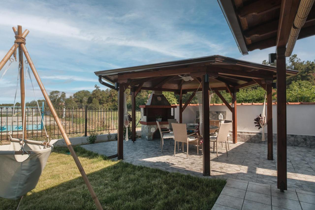 Wood House "Private Spa" Vergia Екстер'єр фото